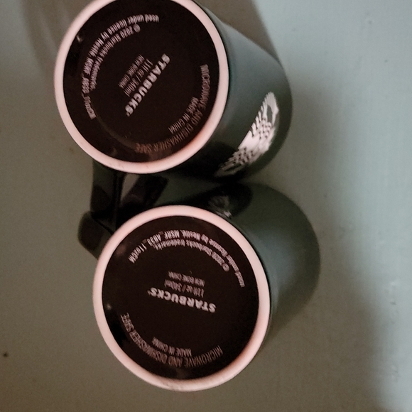 Starbucks Mugs..year 2020 - Picture 2 of 5